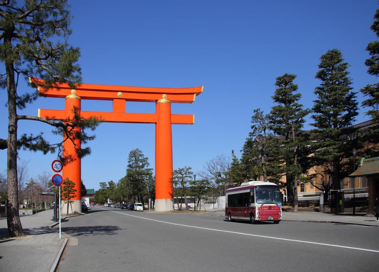 Dhawa Yura Kyoto - Banyan Group Hotel Exterior photo The torii of the shrine